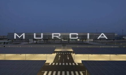 El Aeropuerto de Corvera cierra su primer año con 161.000 viajeros menos