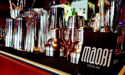 Maori Cocktail Bar: El lugar de cócteles y de copas de Santiago de la Ribera