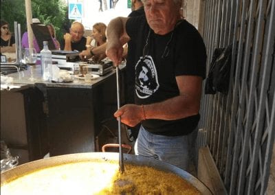 Tremen tapas Bar Santiago de la Ribera gratis paella