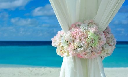 En la Manga del Mar Menor se ha multado a un restaurante  por celebrar una boda en la playa