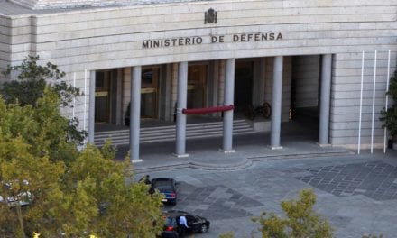 Los municipios del Mar Menor gobernados por el Partido Popular piden a la ministra de Defensa que también los visite