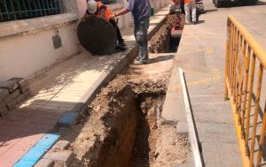El Ayuntamiento de Los Alcázares acuerda con Aqualia la mejora de la red de saneamiento del entorno de la Base Militar