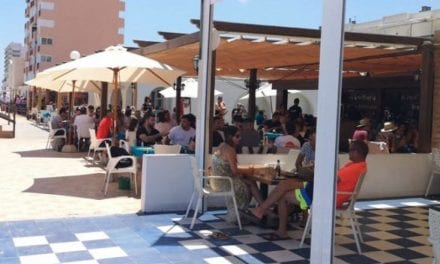 Todos los bares y restaurantes de La Manga del Mar Menor podrán abrir este fin de semana