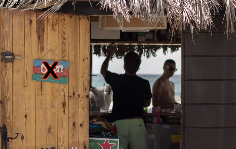 Las playas del Mar Menor no convencen: los chiringuiteros tampoco quieren allí sus negocios