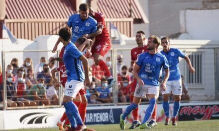 El Mar Menor FC gana a Real Murcia 1-0