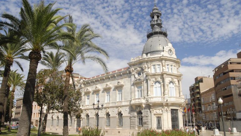 Ayuntamiento de Cartagena se compromete a regular los desechos de Lentiscar que desembocan al Mar Menor