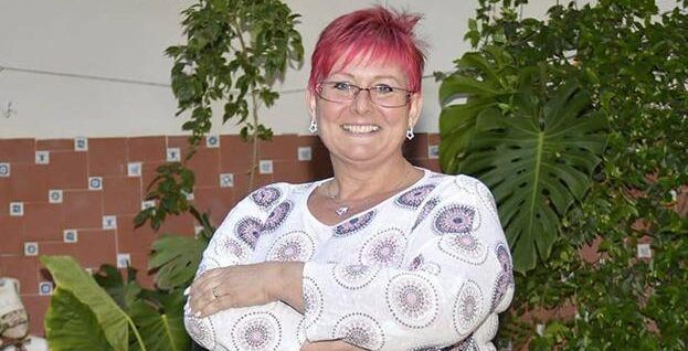 La edil Joanne Scott renuncia a su acta de concejal en el ayuntamiento de Los Alcázares por motivos personales