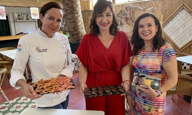Taller de chocolate y repostería artesanal San Javier del proyecto Empoderarte para mujeres vulnerables